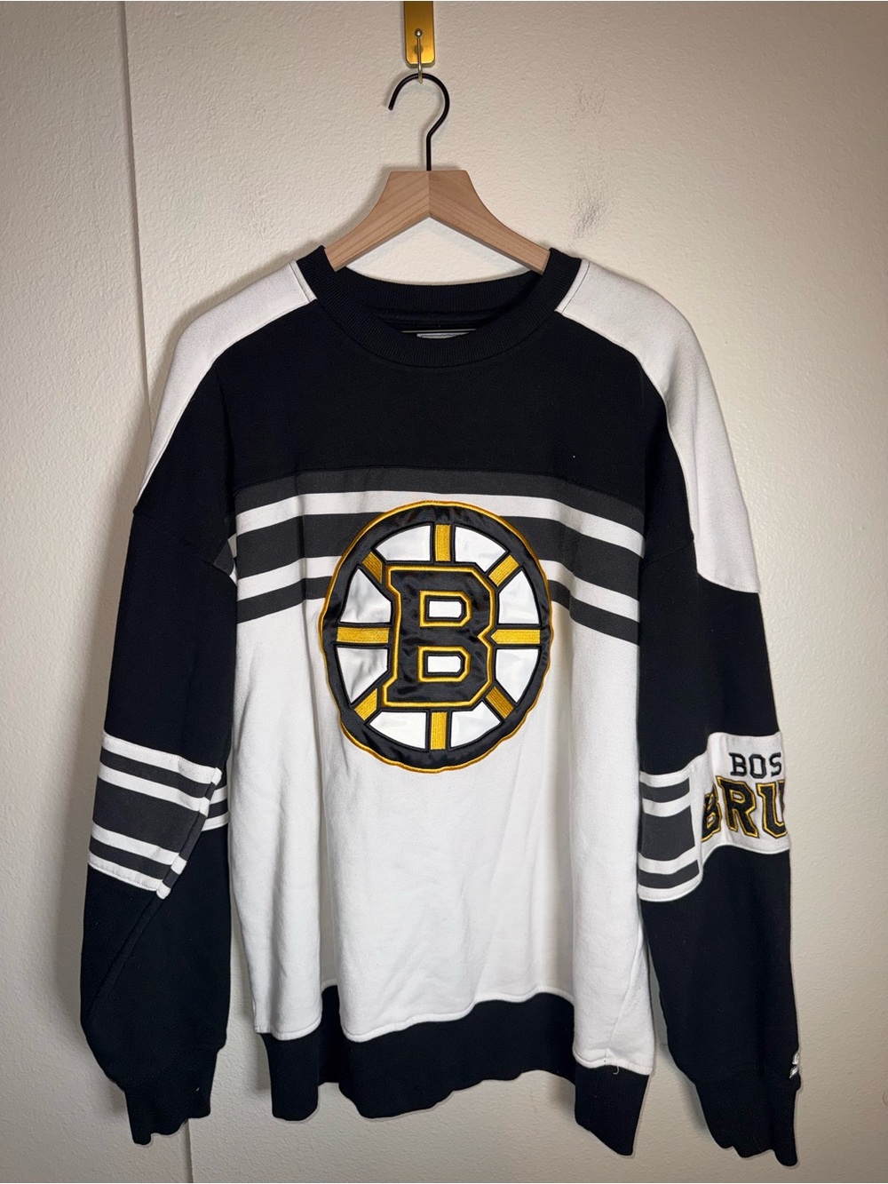 NHL BOSTON BRUINS STARTER heavy duty off campus hockey crewneck XL